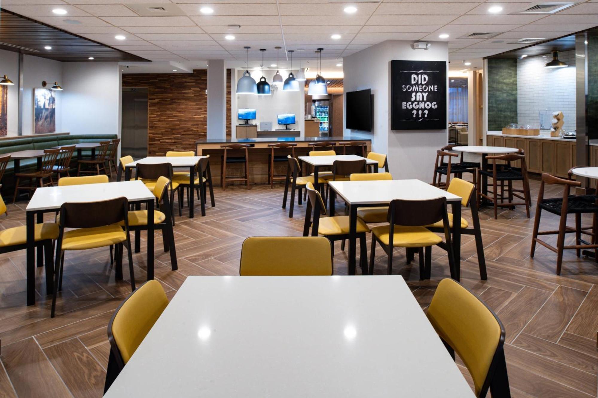 夏洛特大学研究园万豪万枫套房酒店 外观 照片